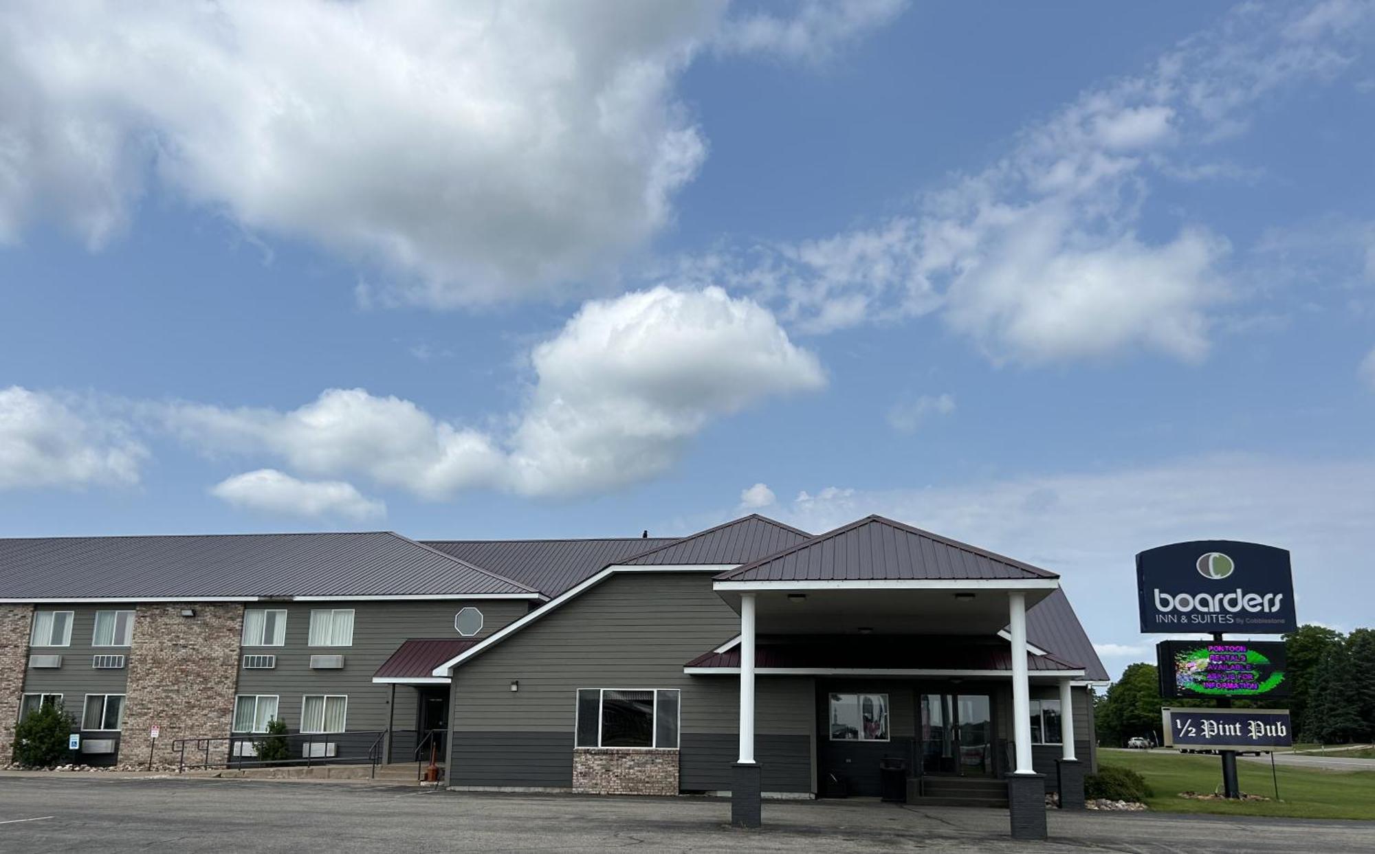 Boarders Inn & Suites By Cobblestone Hotels - Munising Wetmore Екстер'єр фото